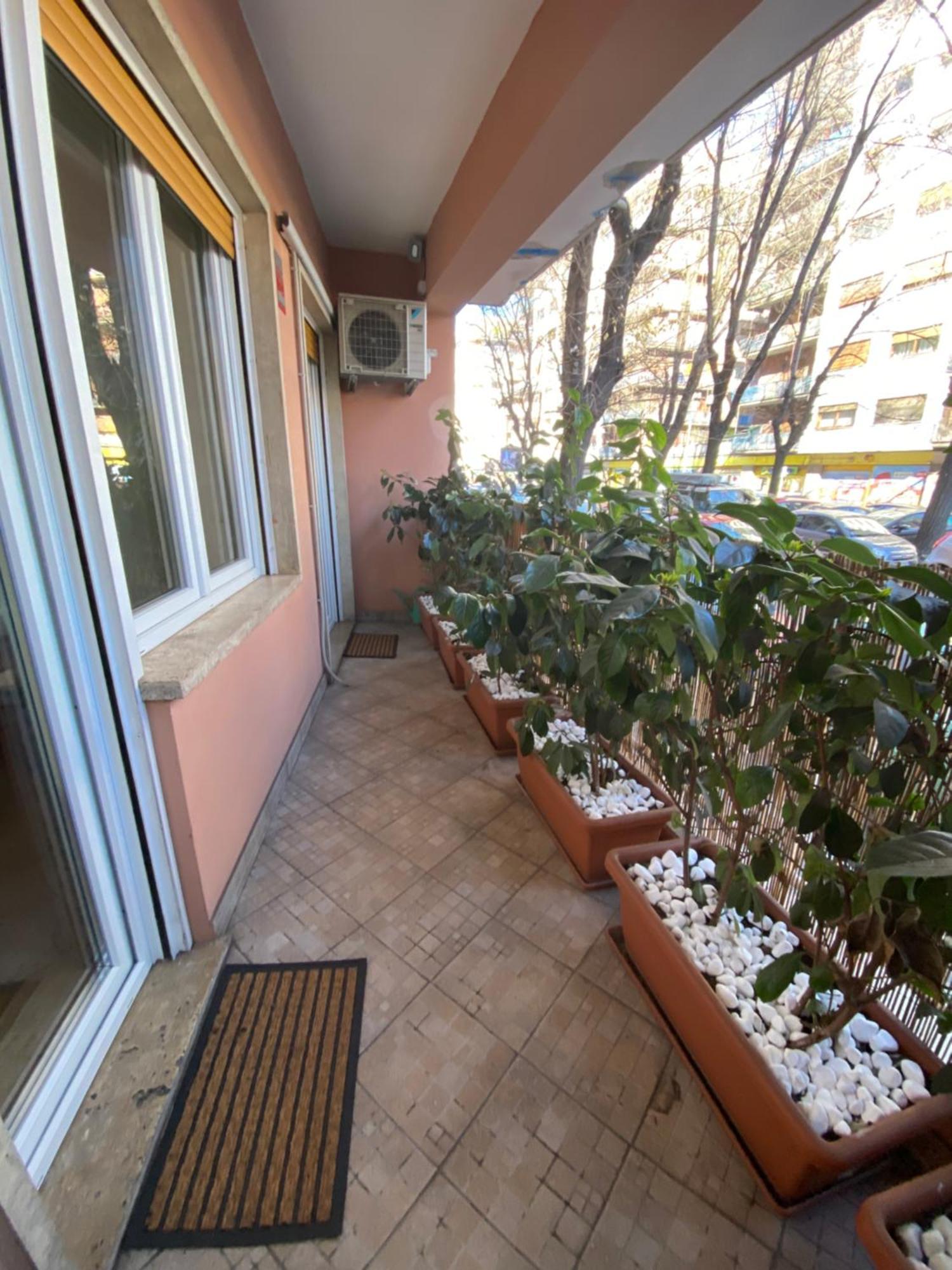 Lägenhet Pattoluxurysuite A Quartiere Trieste - Vicino Metro B1 Rom